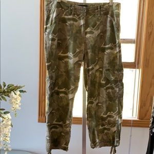 Tropical camo crops
